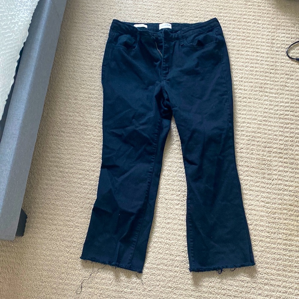 Black universal thread ankle bootcut jeans size 14 with distressing